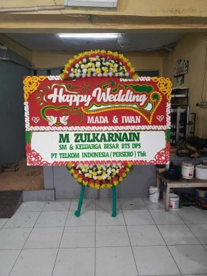 Papan Bunga di Pulo Gebang